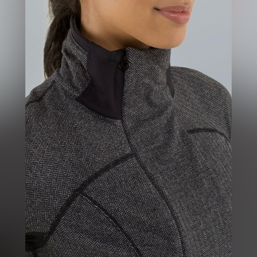 Lululemon Base Runner 1/2 Zip Pullover Jacket Heathered Herringbone Black Sz 10 - Picture 4 of 13